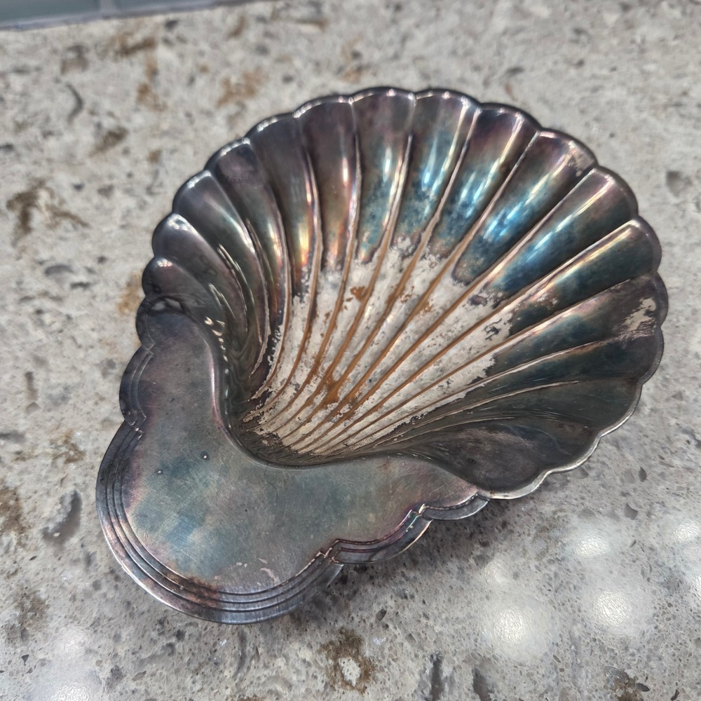 International Silver Company Shell Dish Silver‎ Plate Footed Trinket Tray 676